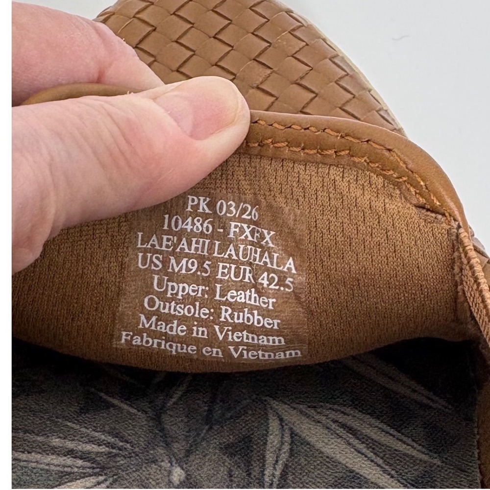 OluKai Lae'ahi Li 'Ili Slip On Mens 9.5 Brown Woven Leather Sneakers Fox - Picture 9 of 9